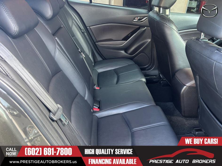Used 2018 MAZDA MAZDA3 Touring FWD image 23