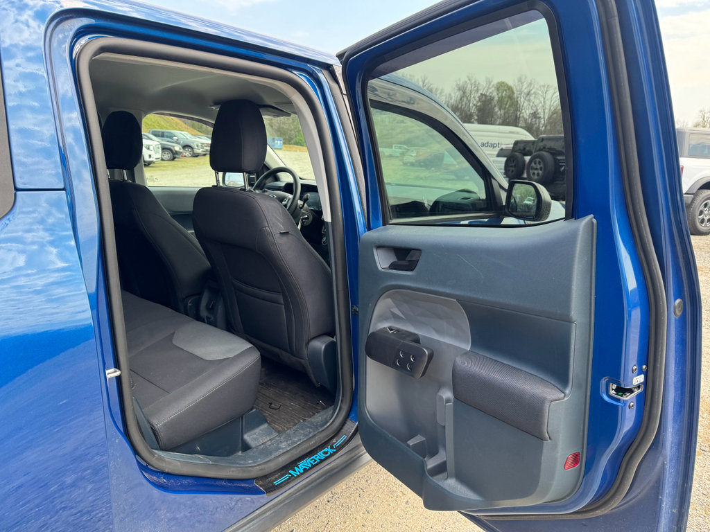 Used 2023 Ford Maverick XL image 13