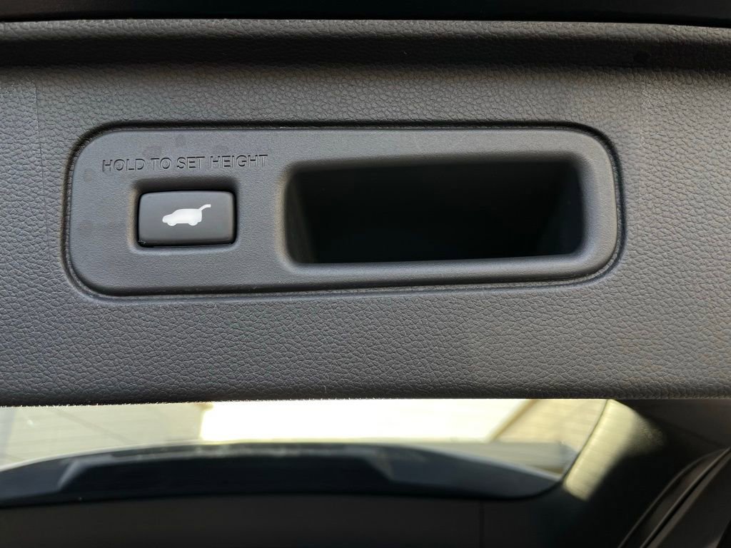 Certified 2025 Honda Pilot EX-L image 43