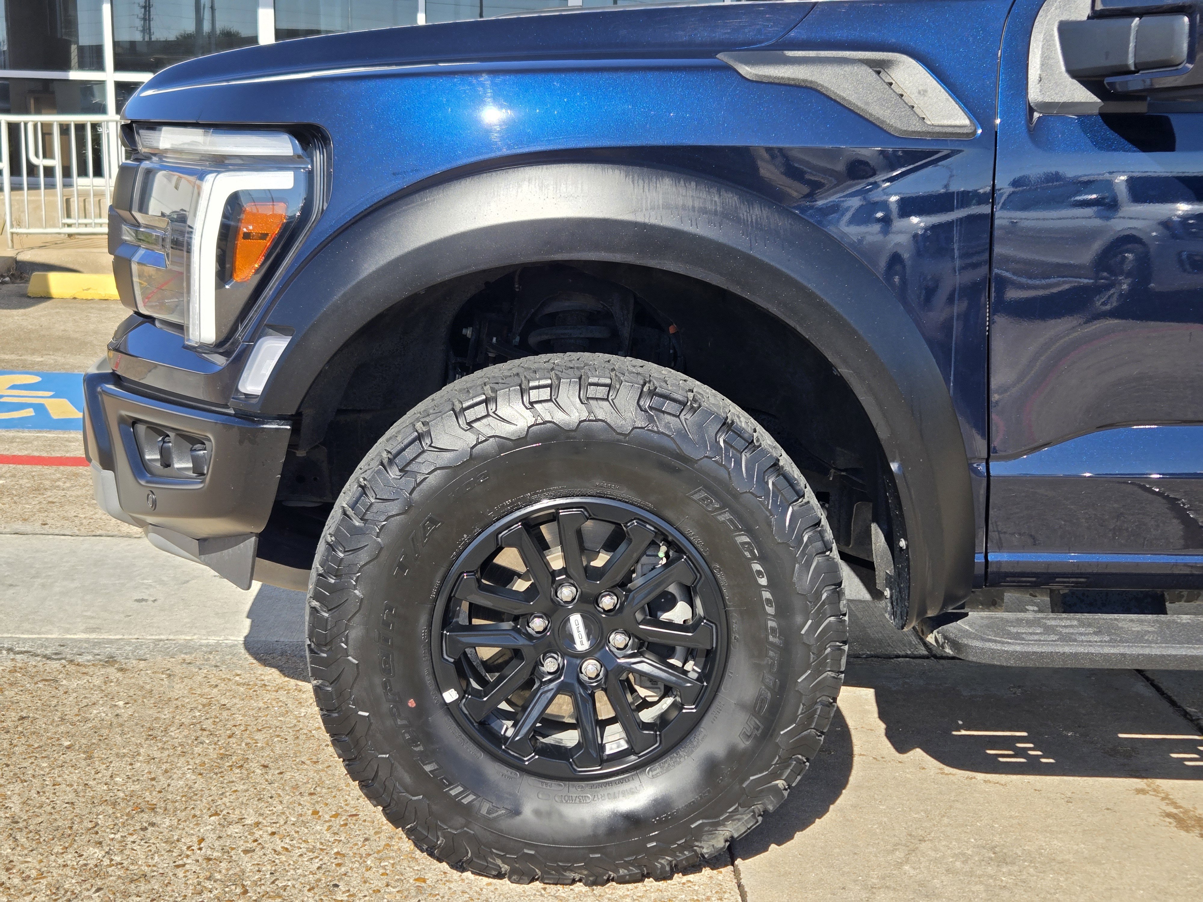 Used 2024 Ford F150 Raptor image 5