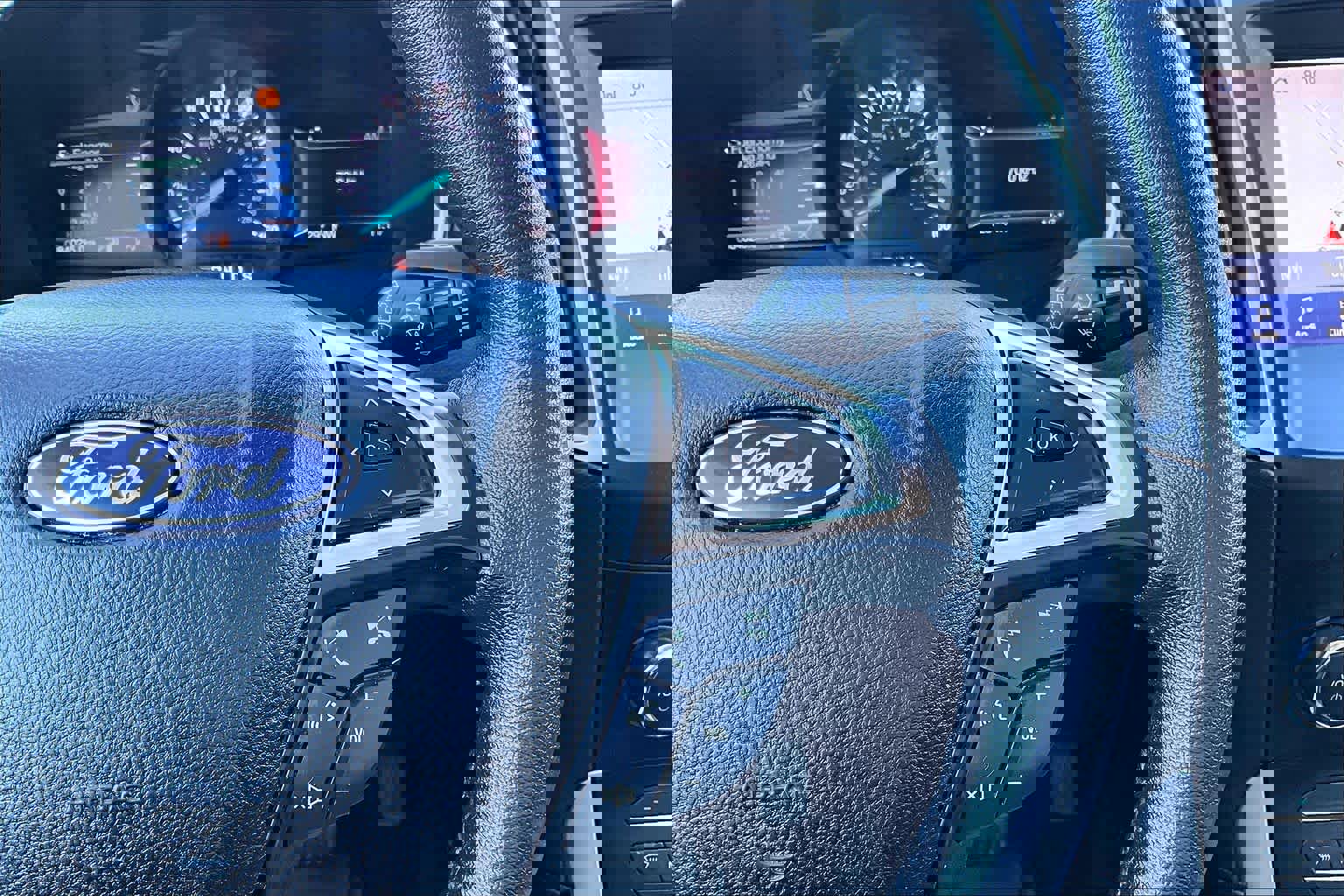 Used 2020 Ford Edge SEL w/ Convenience Package image 25