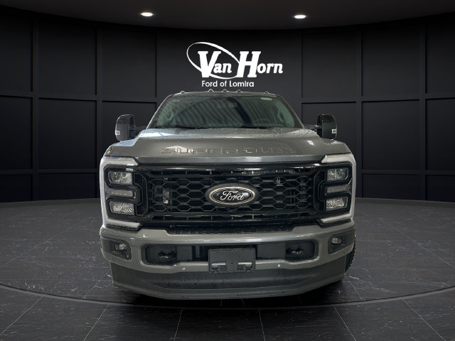 New 2026 Ford F350 Lariat w/ Black Appearance Package AWD/4WD image 2