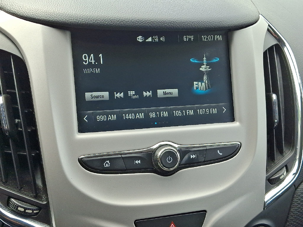 Certified 2017 Chevrolet Cruze LS FWD image 17