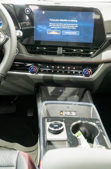 New 2026 Chevrolet Equinox RS AWD/4WD image 14