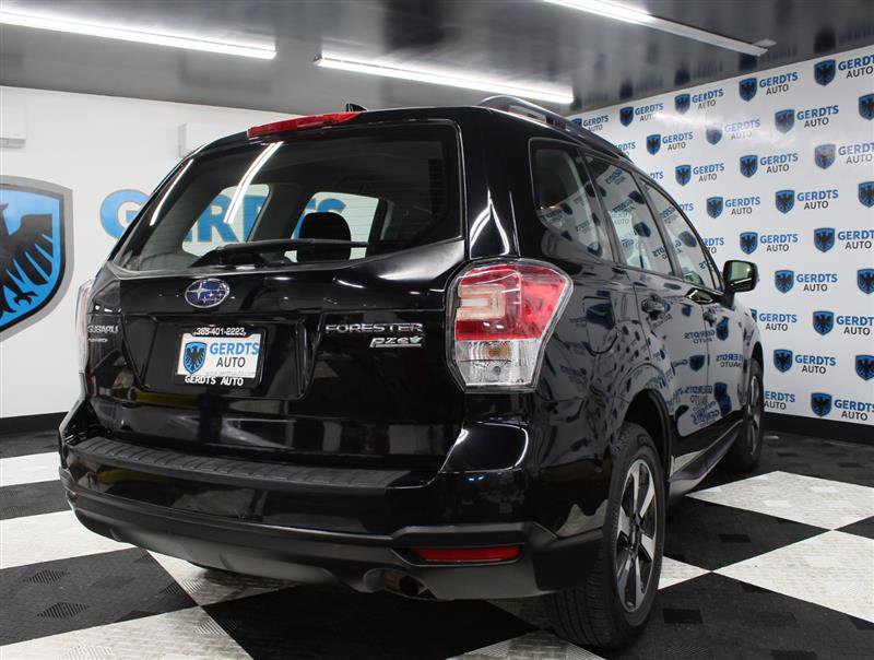 Used 2017 Subaru Forester 2.5i w/ Popular Package #2A image 4