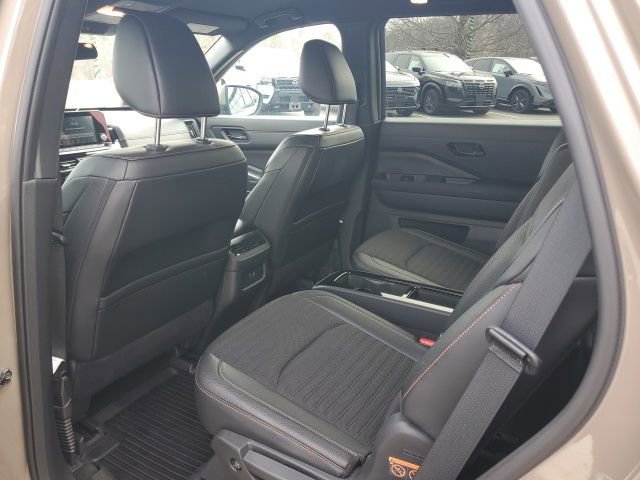 Certified 2024 Nissan Pathfinder Rock Creek image 19