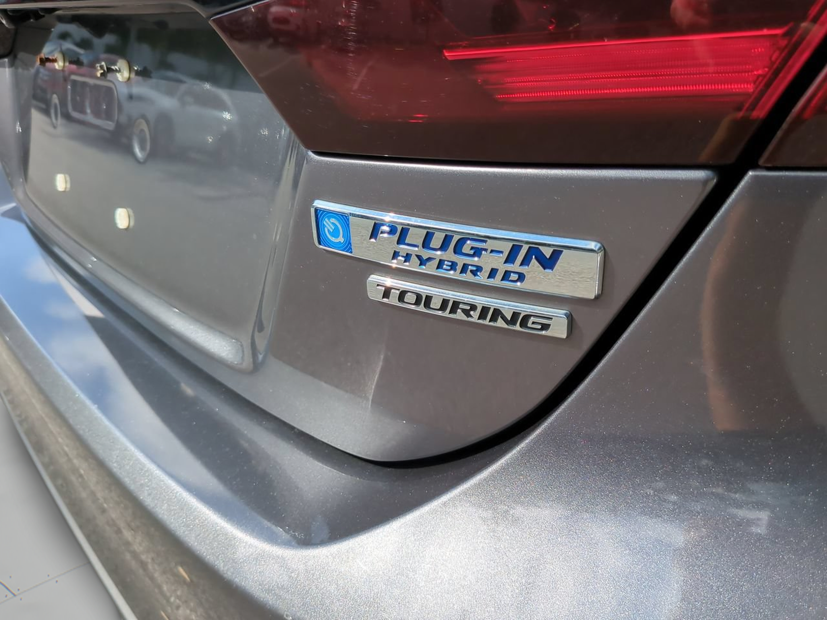 Certified 2018 Honda Clarity Touring image 30
