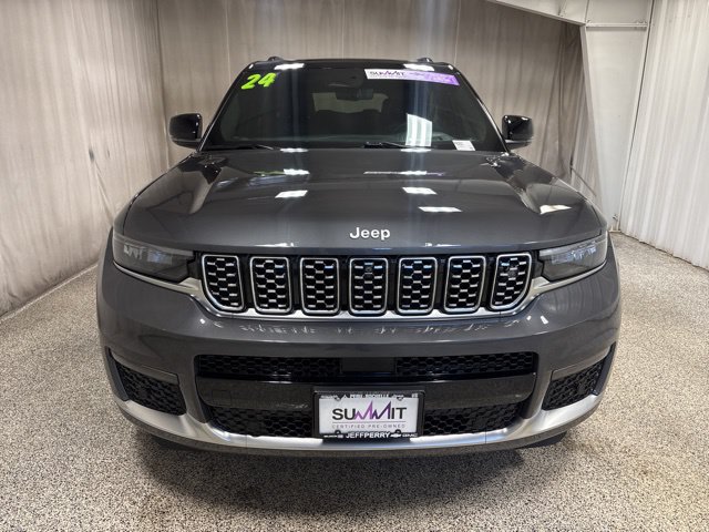 Used 2024 Jeep Grand Cherokee L Summit AWD/4WD image 7