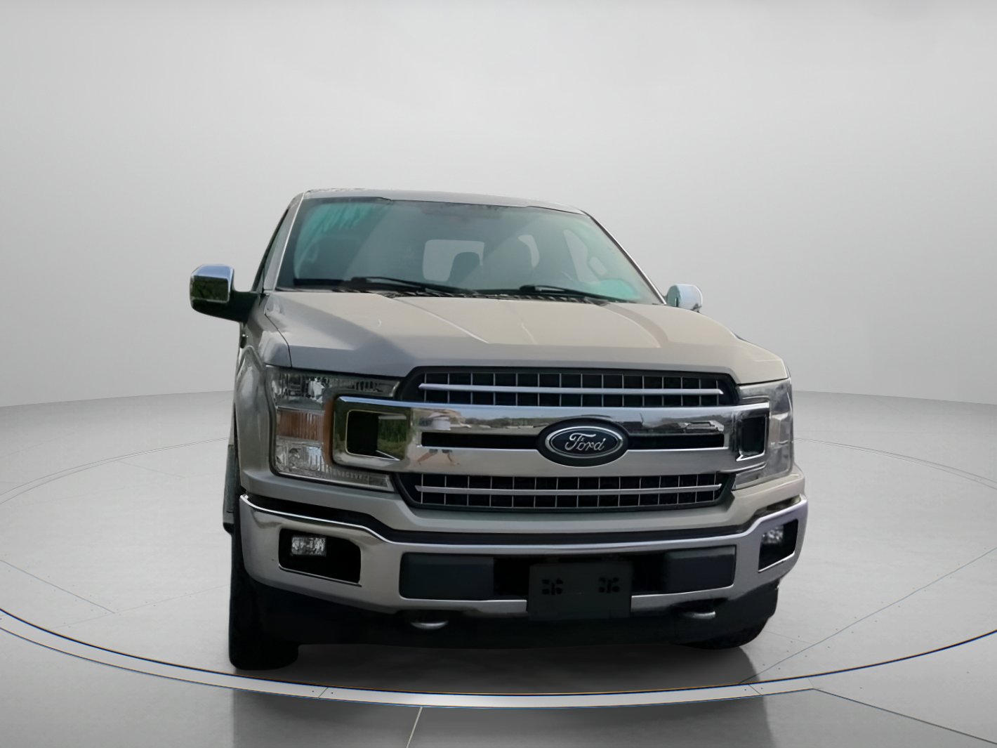 Certified 2018 Ford F150 XLT w/ Equipment Group 302A Luxury image 4