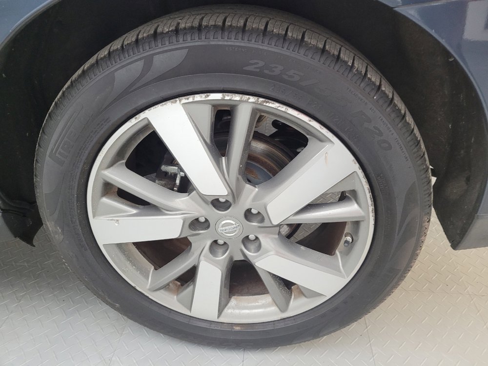 Used 2013 Nissan Pathfinder Platinum w/ Platinum Premium Pkg image 31