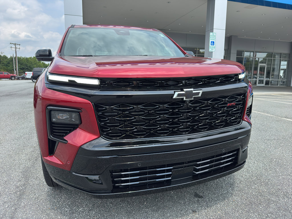 New 2025 Chevrolet Traverse RS image 4