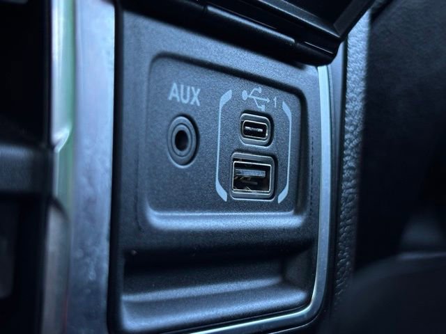 Certified 2022 Jeep Wrangler Unlimited Rubicon w/ Xtreme Recon 35" Tire Package image 43