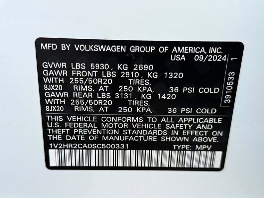 Used 2025 Volkswagen Atlas SE image 27