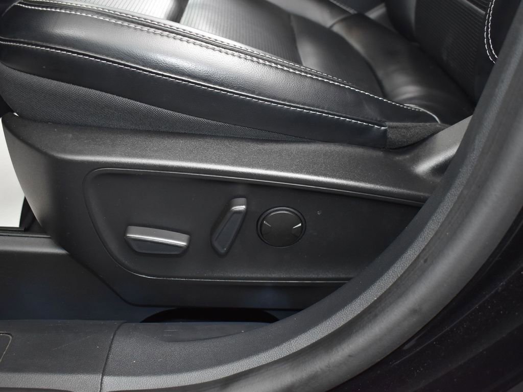 Used 2023 Ford Escape Platinum image 14