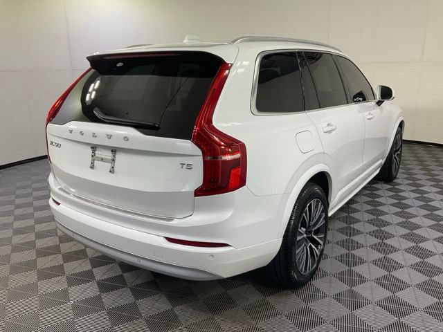 Used 2022 Volvo XC90 T5 Momentum w/ Protection Package Premier FWD image 8