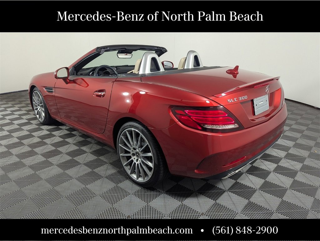 Used 2017 Mercedes-Benz SLC 300 image 4