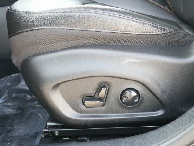 Used 2024 Jeep Compass Latitude image 13