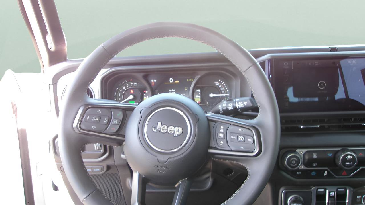 Used 2025 Jeep Wrangler Sport S AWD/4WD image 11