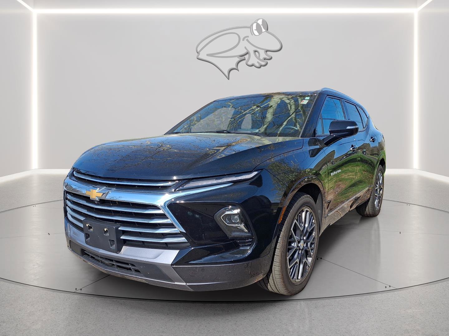 Used 2023 Chevrolet Blazer Premier w/ Driver Confidence II Package image 1