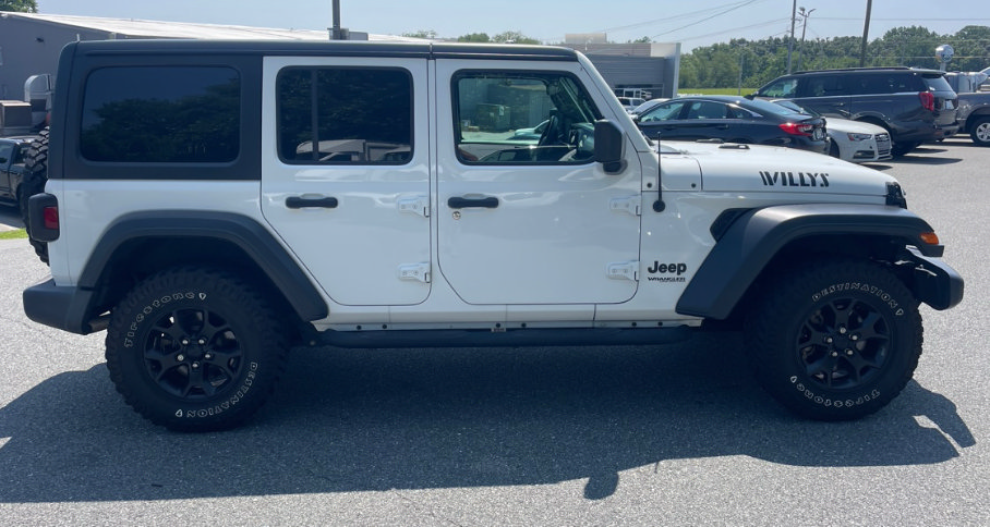 Used 2021 Jeep Wrangler Unlimited Sport AWD/4WD image 4