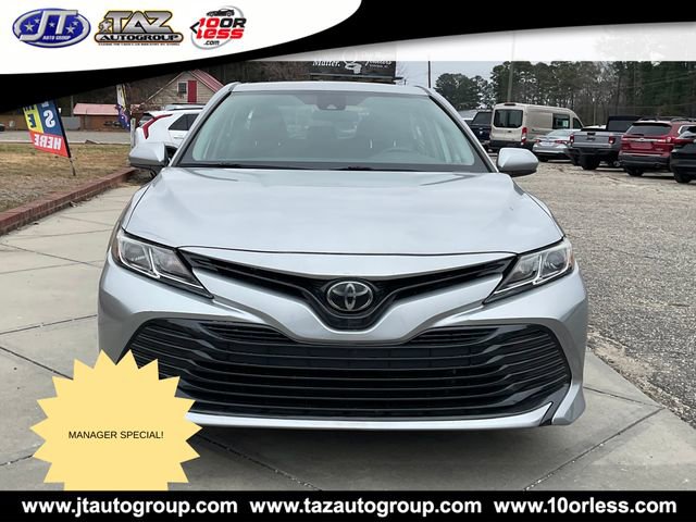 Used 2019 Toyota Camry LE image 2