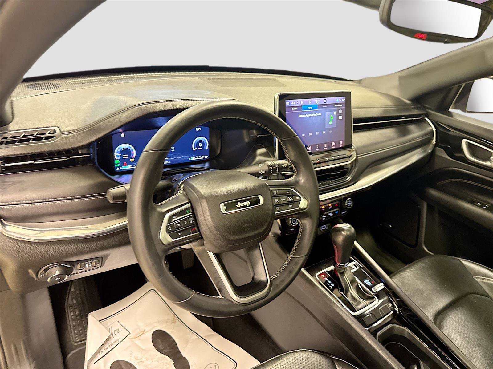 Used 2022 Jeep Compass High Altitude AWD/4WD image 9