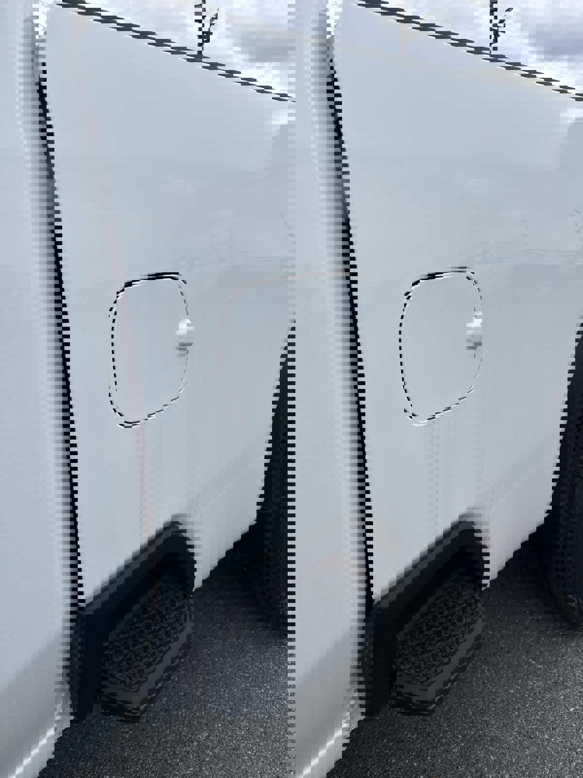 New 2024 GMC Sierra 2500 Pro w/ Convenience Package image 4