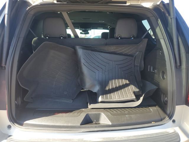 Used 2023 GMC Yukon SLT w/ SLT Luxury Package image 32