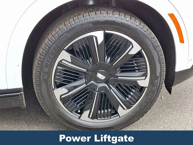 Used 2025 Cadillac Escalade IQ Sport 2 image 10