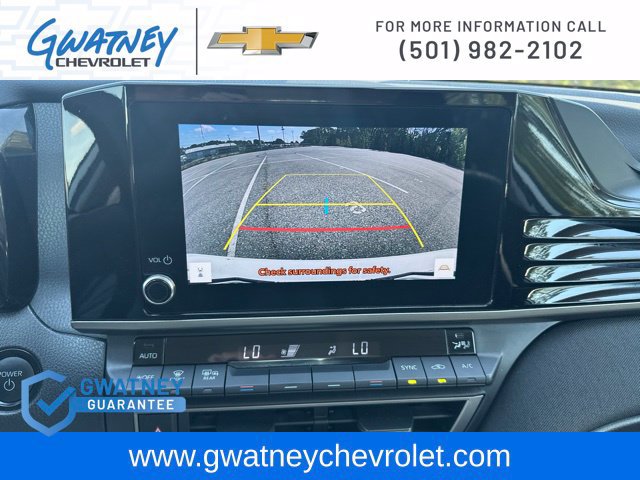 Used 2025 Toyota Camry LE FWD image 18