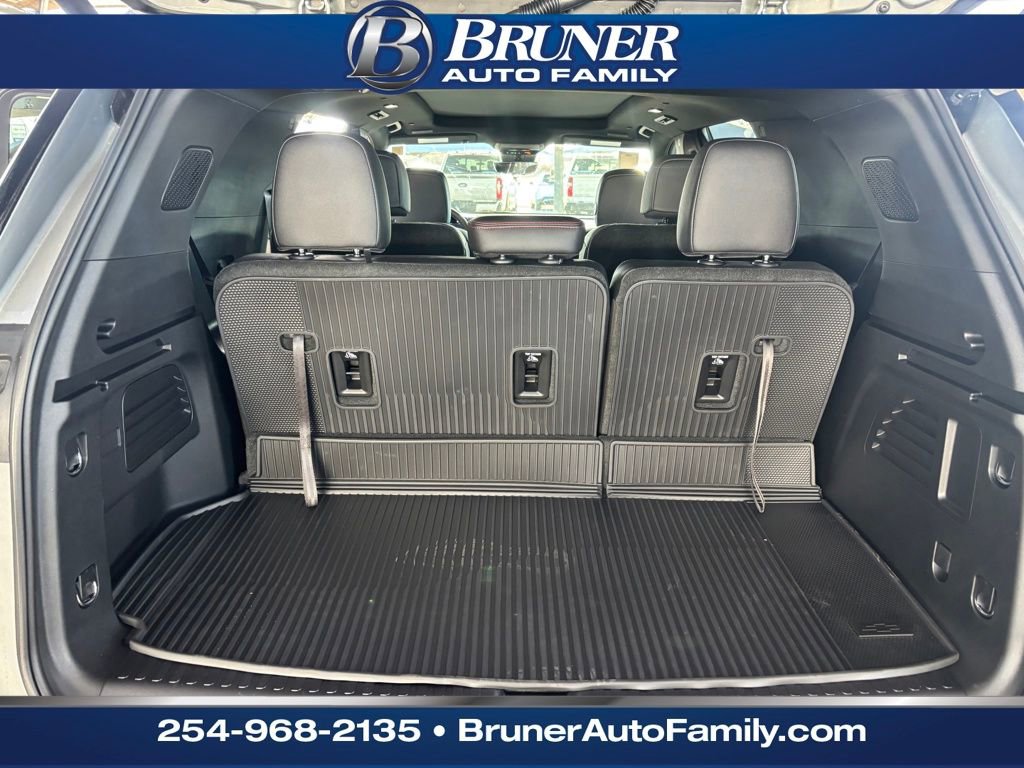 New 2026 Chevrolet Traverse Z71 w/ Driver Confidence Package image 7