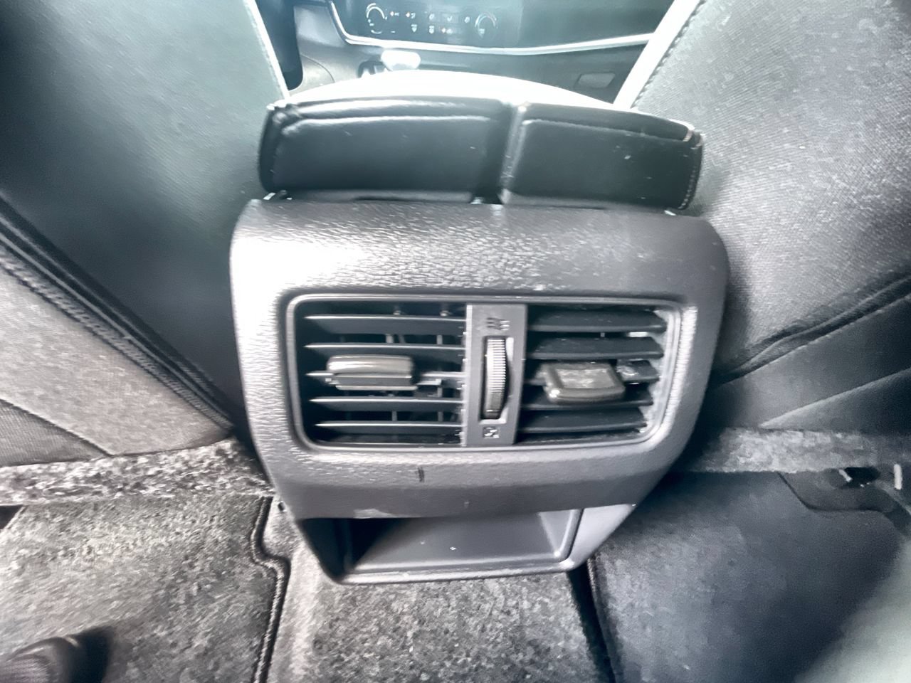 Used 2023 Nissan Rogue S FWD image 20