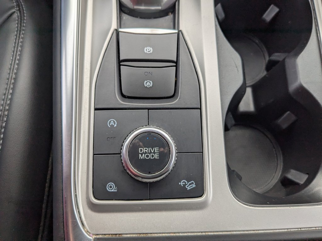 Used 2023 Ford Explorer XLT w/ Equipment Group 202A AWD/4WD image 30