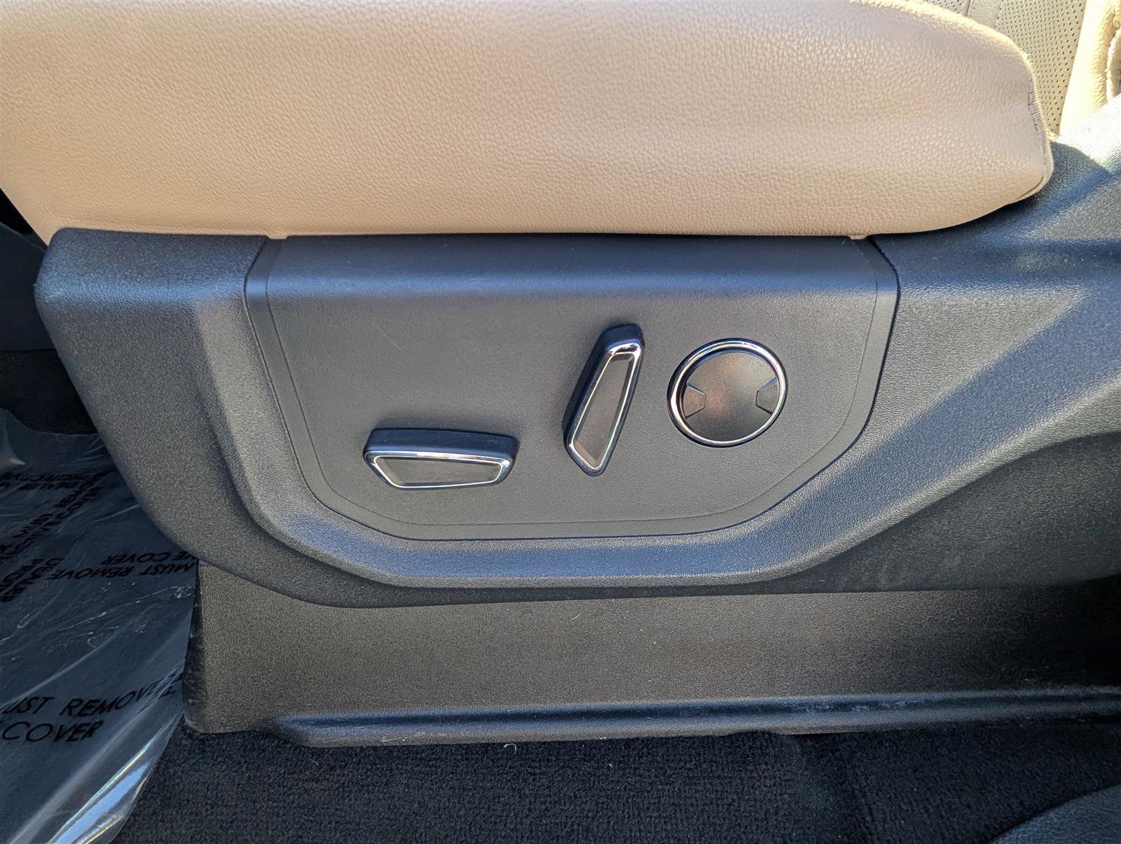 Used 2024 Ford Expedition Max Limited image 21