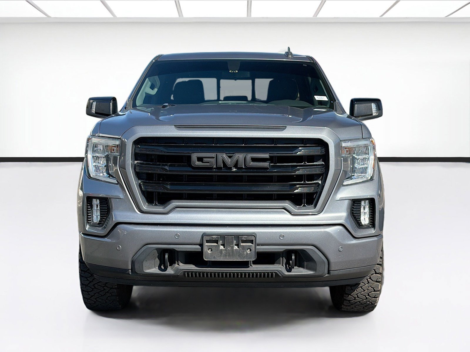 Used 2020 GMC Sierra 1500 Elevation w/ Elevation Value Package AWD/4WD image 2