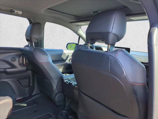 Used 2024 Toyota Sienna XSE FWD image 29