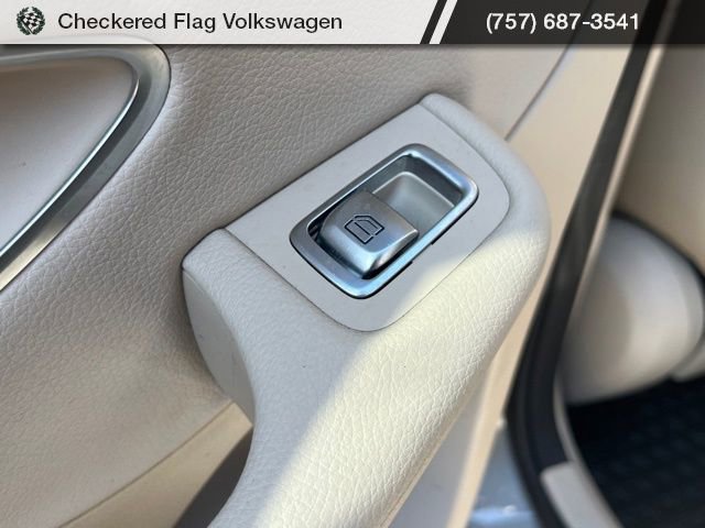 Used 2021 Mercedes-Benz GLC 300 4MATIC image 26