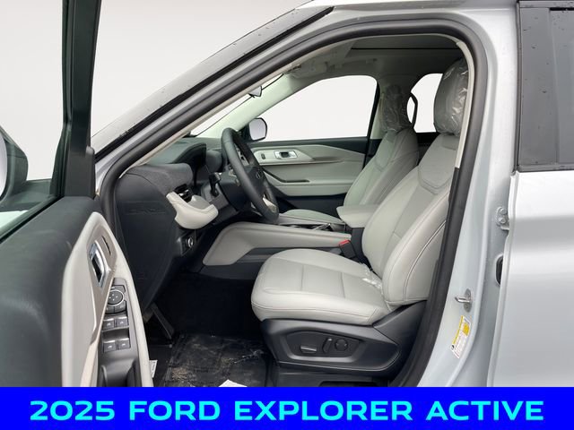 New 2025 Ford Explorer Active w/ Active Comfort Package image 9