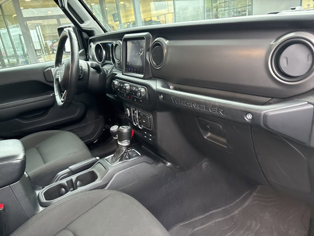 Used 2023 Jeep Wrangler Unlimited w/ Cold Weather Group image 23
