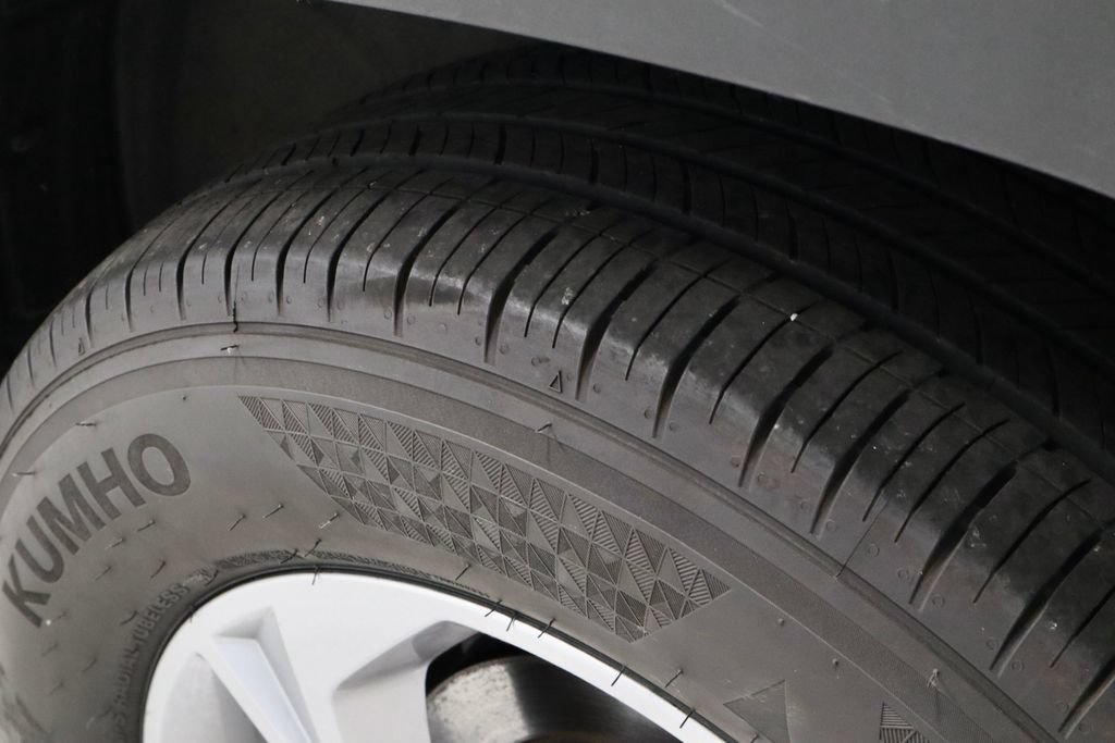Certified 2023 Hyundai Tucson SE AWD/4WD image 23