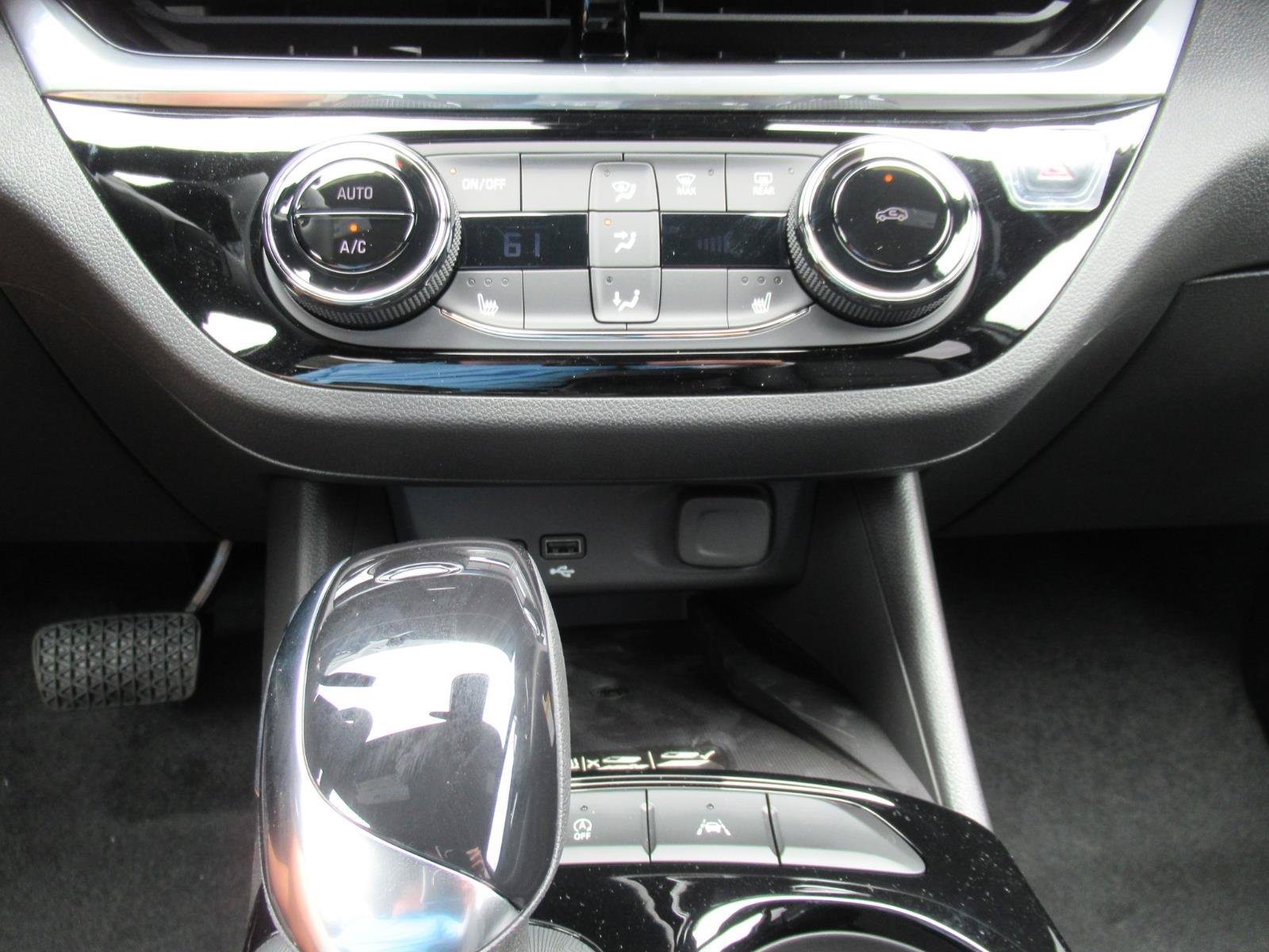 New 2026 Buick Envista Sport Touring w/ Convenience I Package FWD image 28