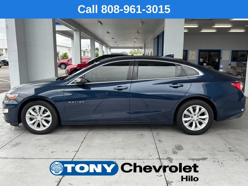 Used 2021 Chevrolet Malibu LT FWD image 2