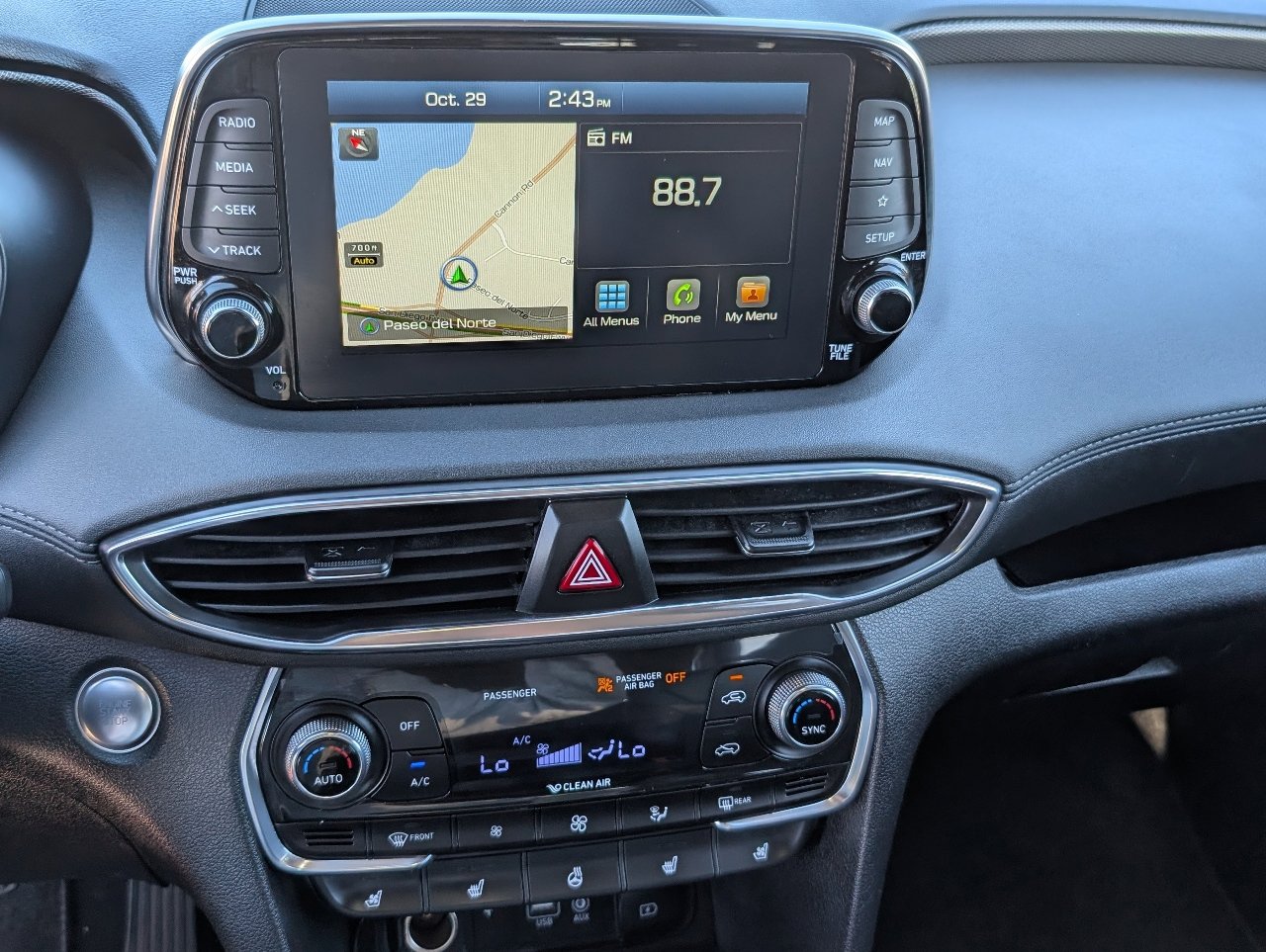 Used 2019 Hyundai Santa Fe Limited w/ Cargo Package image 17