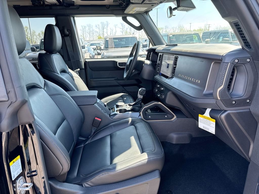 New 2026 Ford Bronco Badlands AWD/4WD image 23