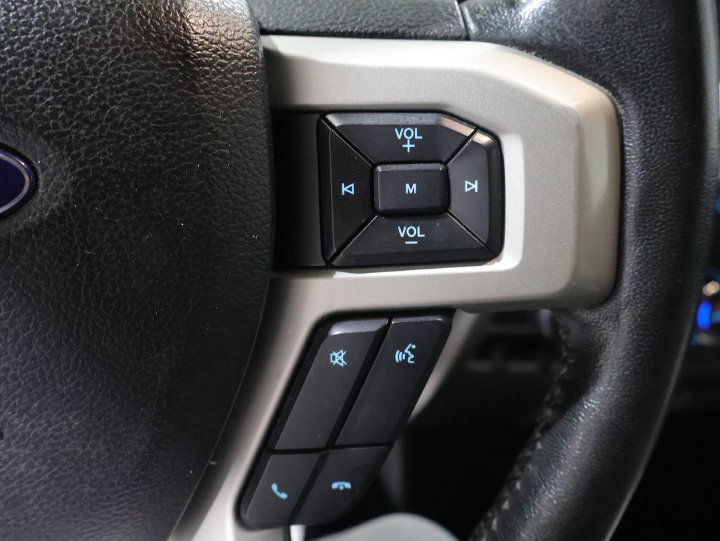 Used 2019 Ford F150 Lariat w/ Equipment Group 501A Mid AWD/4WD image 32