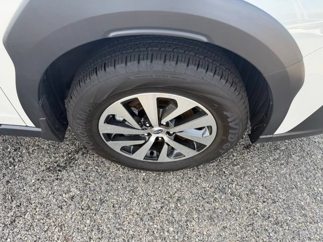 Certified 2025 Subaru Outback Premium AWD/4WD image 17