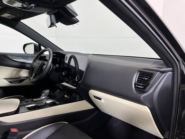Used 2024 Lexus NX 250 AWD w/ Premium Package image 22
