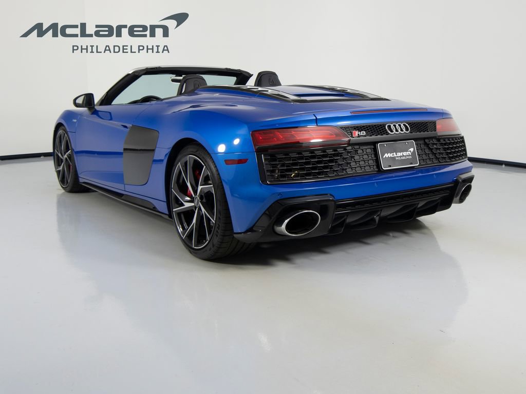 Used 2021 Audi R8 V10 w/ Premium Package RWD image 8