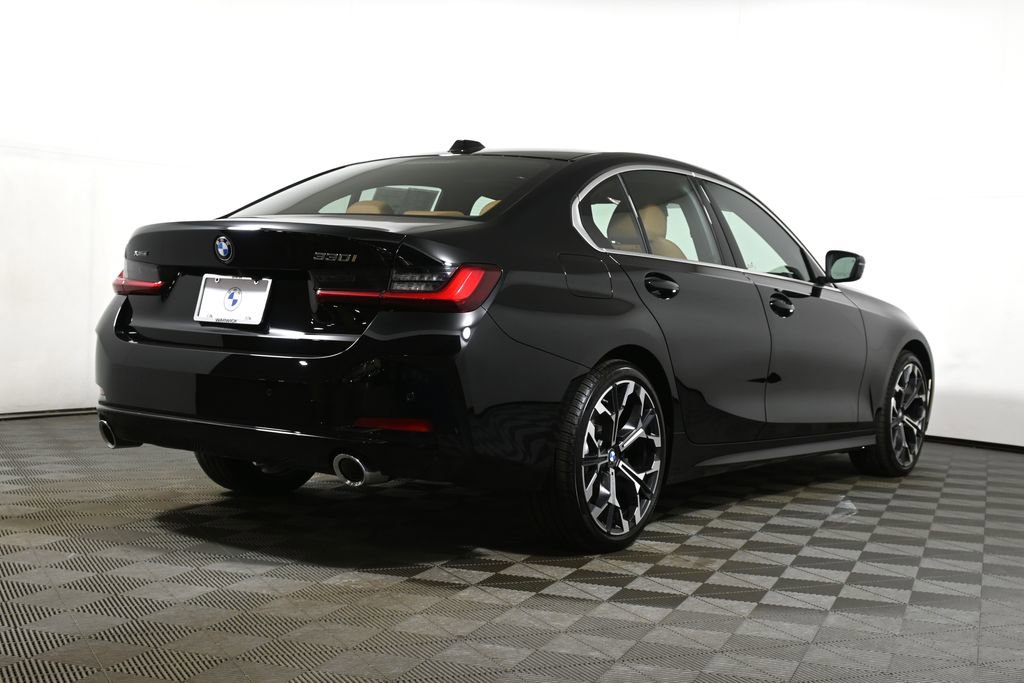 Certified 2025 BMW 330i xDrive Sedan w/ Premium Package image 7