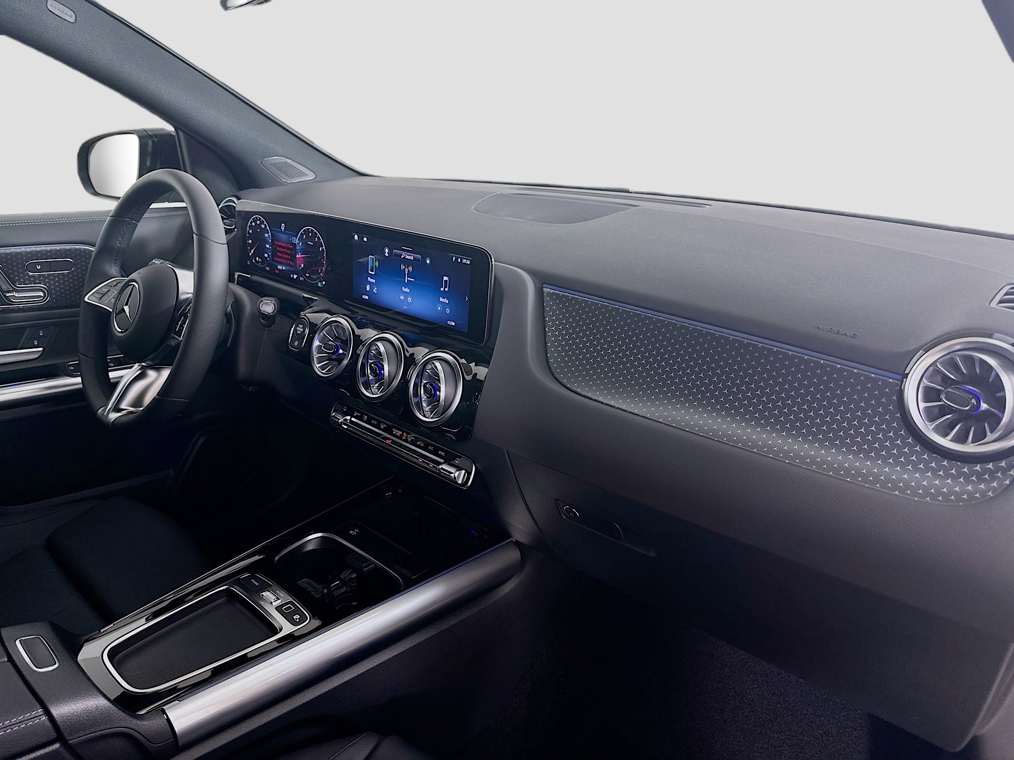 Certified 2026 Mercedes-Benz GLA 250 4MATIC image 35